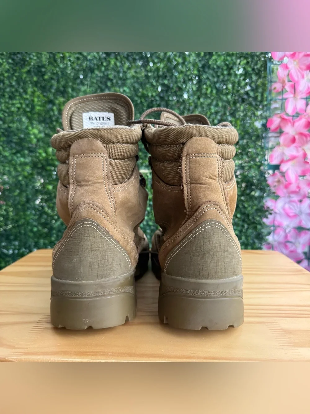 Bates US Army Combat Boots Men’s 9.5R Tan Suede Vibram Tactical Military USA
